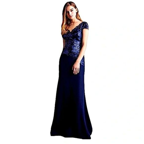 Tadashi Shoji Alvaro Sequin Embroidered Floral Lace Crepe Evening Gown Size 8 - Picture 1 of 10